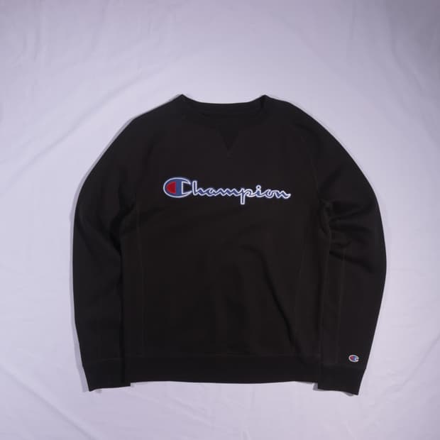 챔피온 패치로고 맨투맨 B133