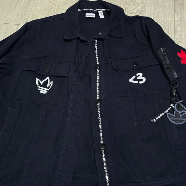 아디다스 V-Day 코튼 자켓 블랙