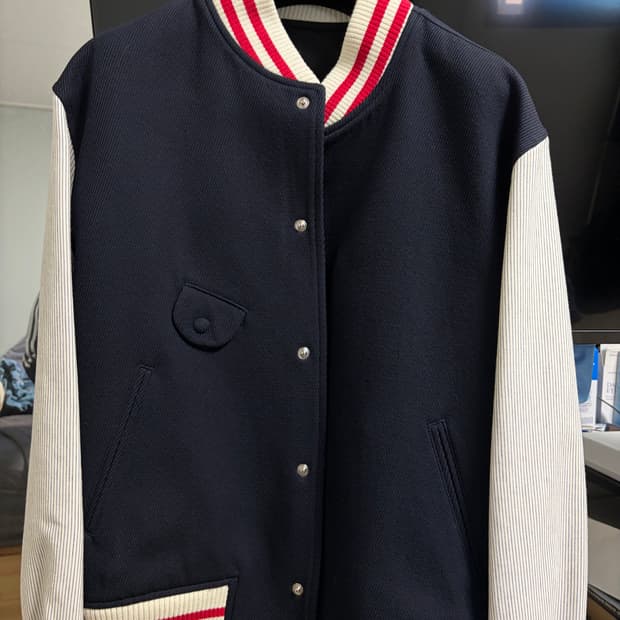 stu 바시티 L사이즈