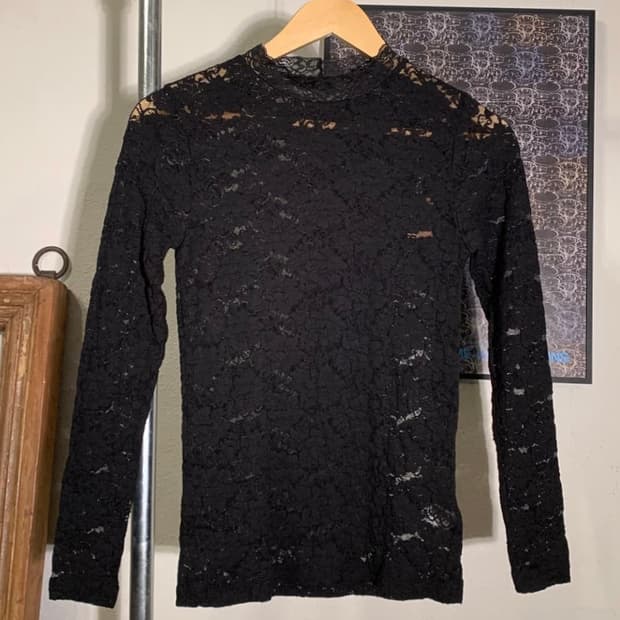 레이빔즈 플라워 시스루 롱슬리브