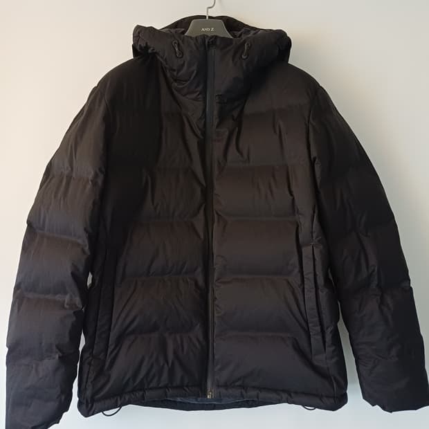 유니클로 심리스다운파카 블랙 [XL] / 상태 최상