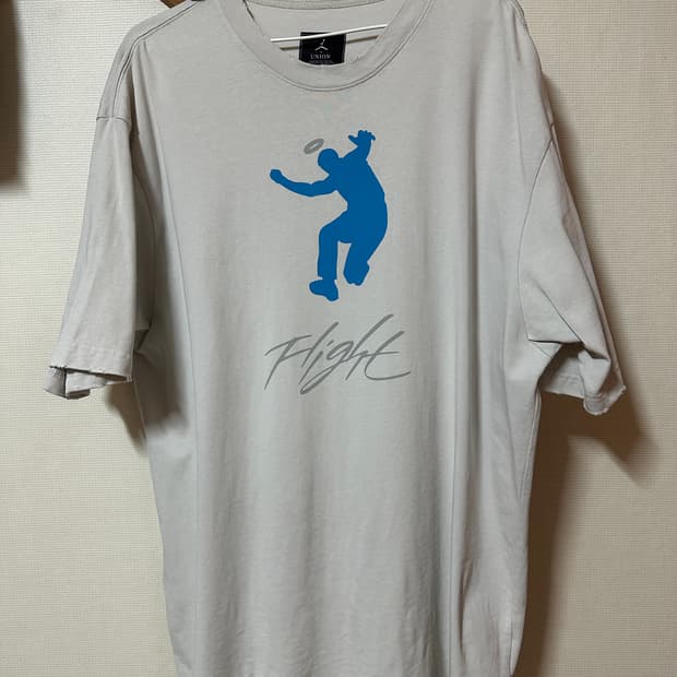 조던 X 유니온 반팔 티셔츠 더스트 색상 L사이즈