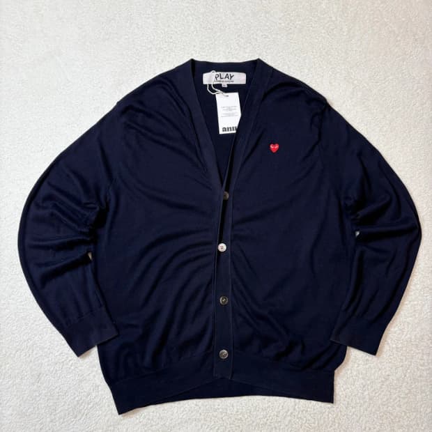 꼼데가르송 스몰 로고 니트 가디건 pn6160