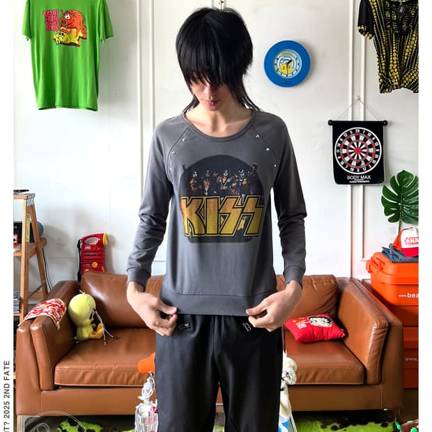 KISS 2012年 Japanese Studded Long Sleeve