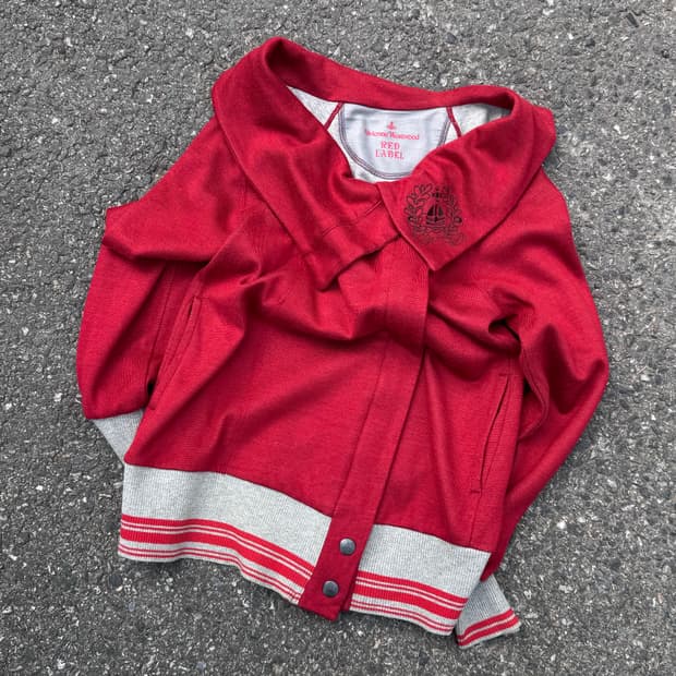 비비안웨스트우드 레드라벨 오브자수 언발란스 니트 가디건 