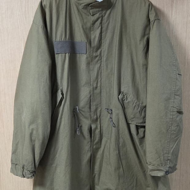 (착샷) 비컴 Become m65 피쉬테일 개파카 야상