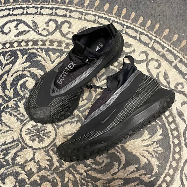 나이키 ACG 마운틴 플라이 고어텍스 블랙