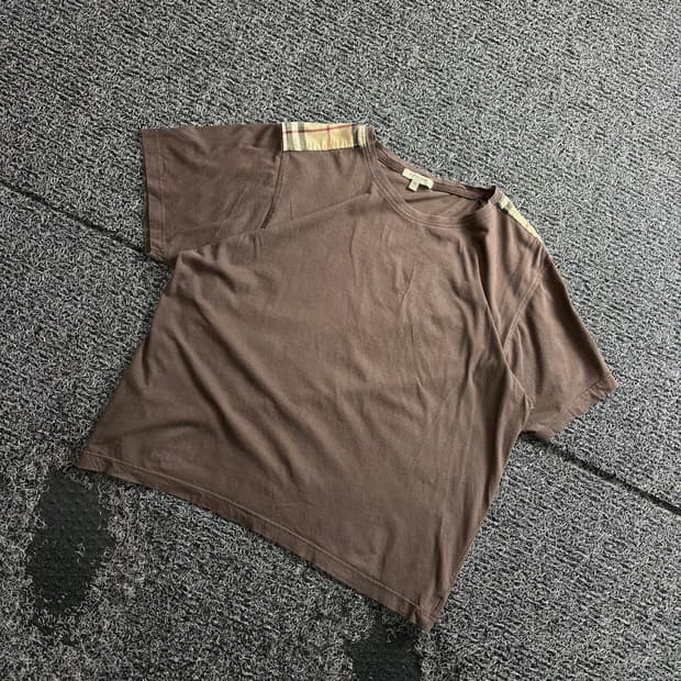 버버리 아카이브 라운드넥 반팔티 3524