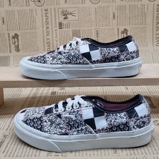 반스 어센틱 패치워크 스니커즈225