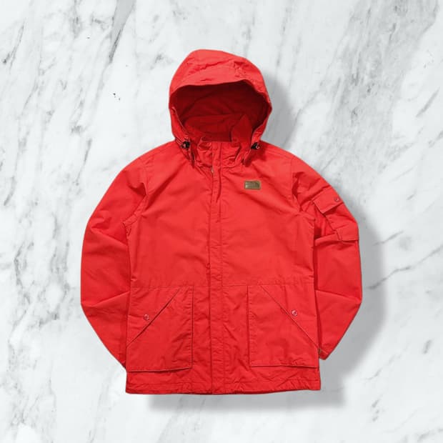 노스페이스 패치로고 바람막이 자켓