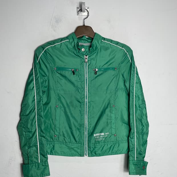 CLRIDE.n 클라이드엔 그린 바람막이 자켓