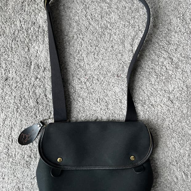 브래디 아본백 블랙