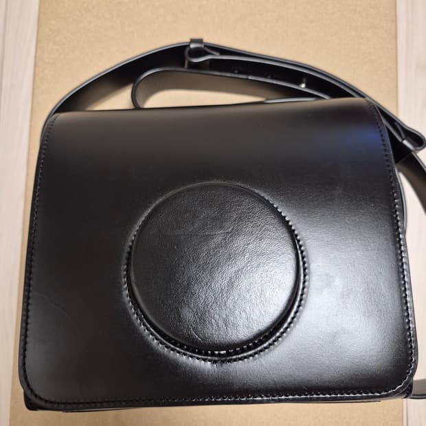 르메르 카메라백