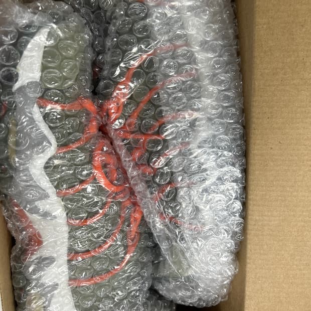 나이키 줌 세이즈믹 올리브 235