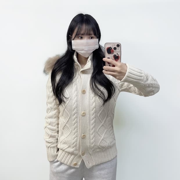 티니위니 울프죠 케이블 버튼 니트 집업 아이보리