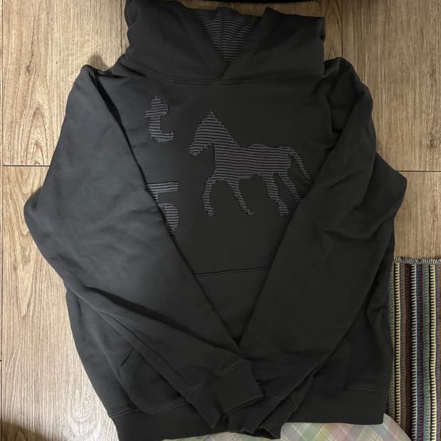 더콜디스트모먼트 후드티 m