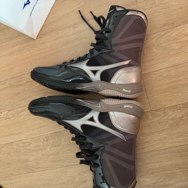 미즈노 웨이브 몬스터 이노우예나오야 한정판 복싱화 280