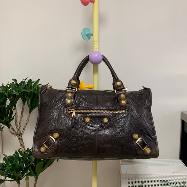 발렌시아가 클래식 모터백 엔틱브라움