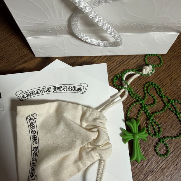 실리크롬 목걸이 판매합니다