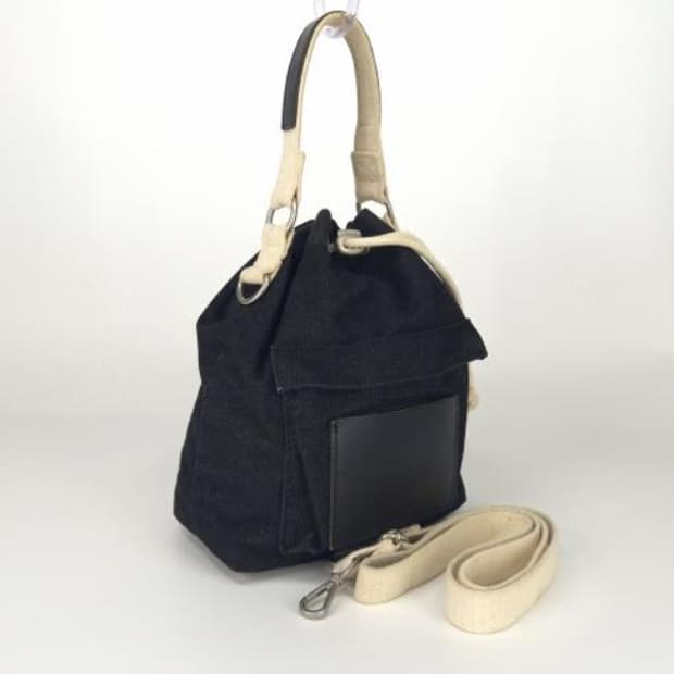 로우로우 토트백