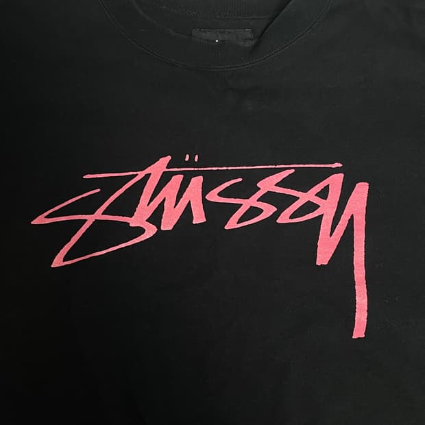 스투시 핑크로고 맨투맨