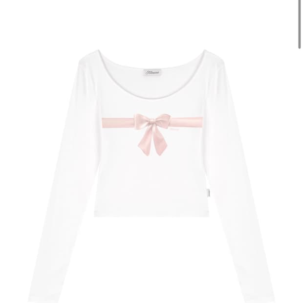 새상품 클리시어 기프트 인 리본탑 티셔츠