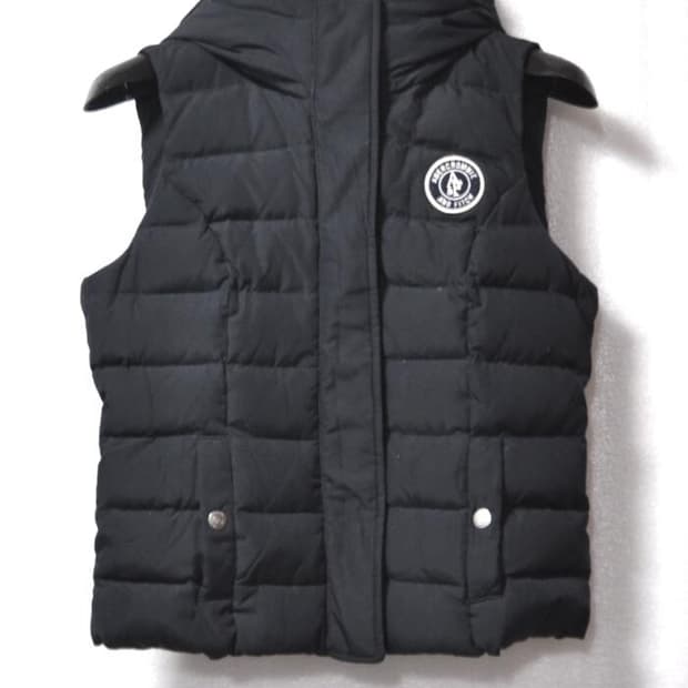아베크롬비/여성베스트다운패딩(사이즈44반)