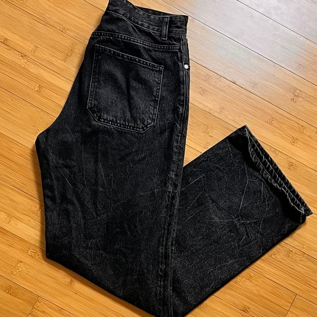 세터데이 오프 어스 블랙진 SIZE M