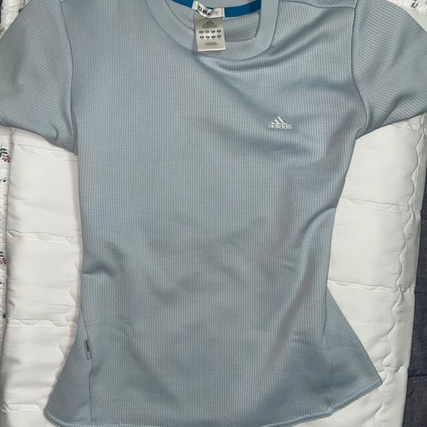 Adidas 베이비블루 반팔티