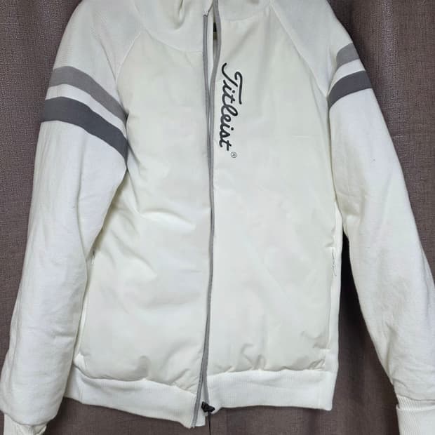 타이틀리스트로고패딩자켓 100