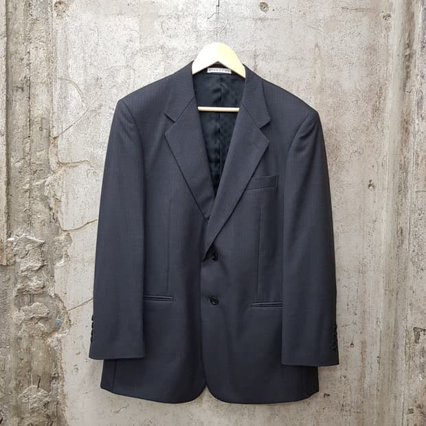 지방시 스트라이프  수트 셋업 40사이즈 