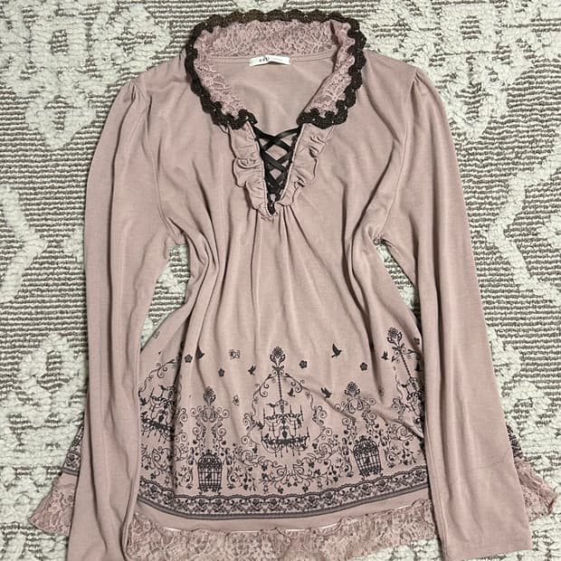 엑시즈팜 초코딸기 레이스 롱슬리브