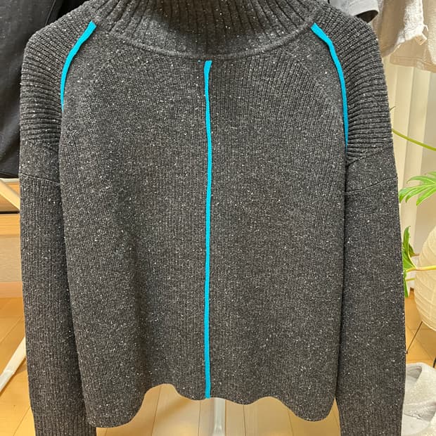 유나이티드에로우즈 여성니트 상태최상