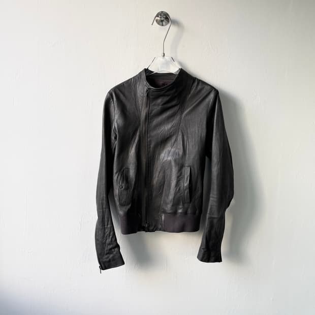 s.w.o.r.d 램스킨 사선 자켓 