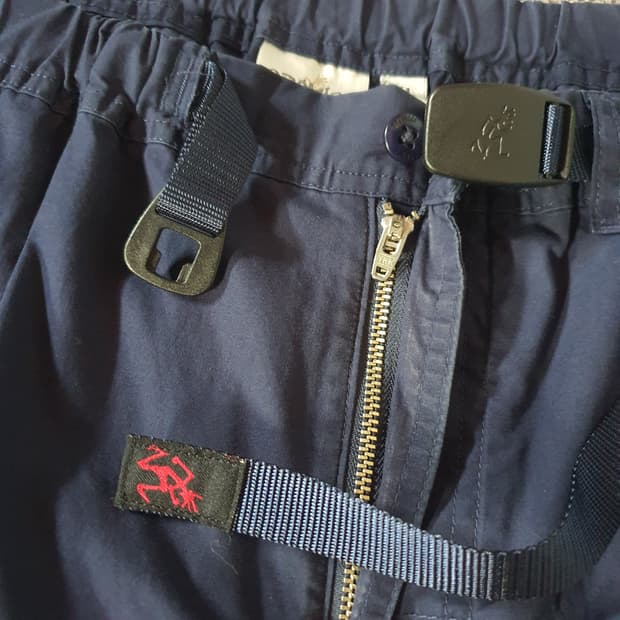 그라미치(Gramicci) 나일론 트랙 팬츠