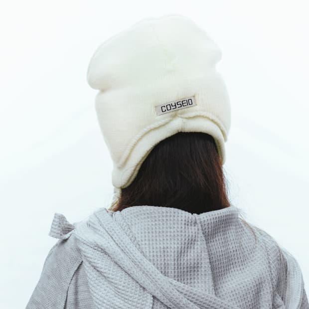 코이세이오 더블 트루퍼 비니 아이보리