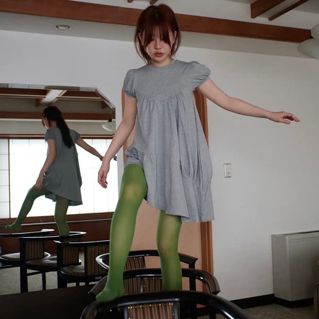 프레클 unbalanced puff mini dress 언발란스 원피스