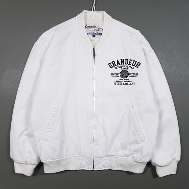 실측 2XL 아웃스탠딩 재팬 그랜져 빅로고 화이트 봄버 점퍼 바시티 자켓