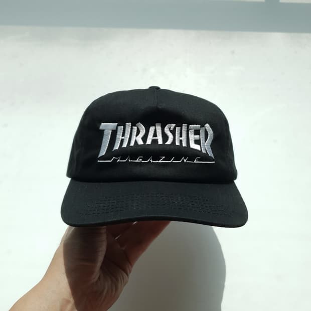 00s TRASHER trucker cap