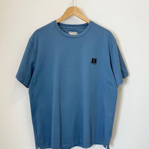 우영미 반팔티 스카이