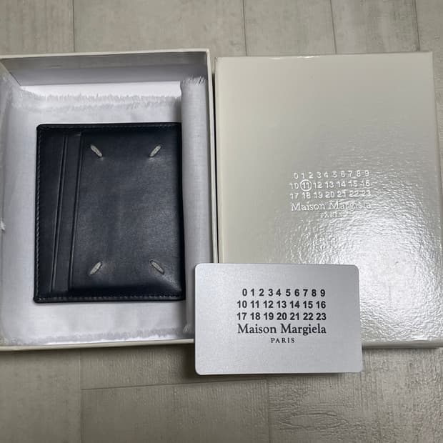 메종 마르지엘라 카드지갑