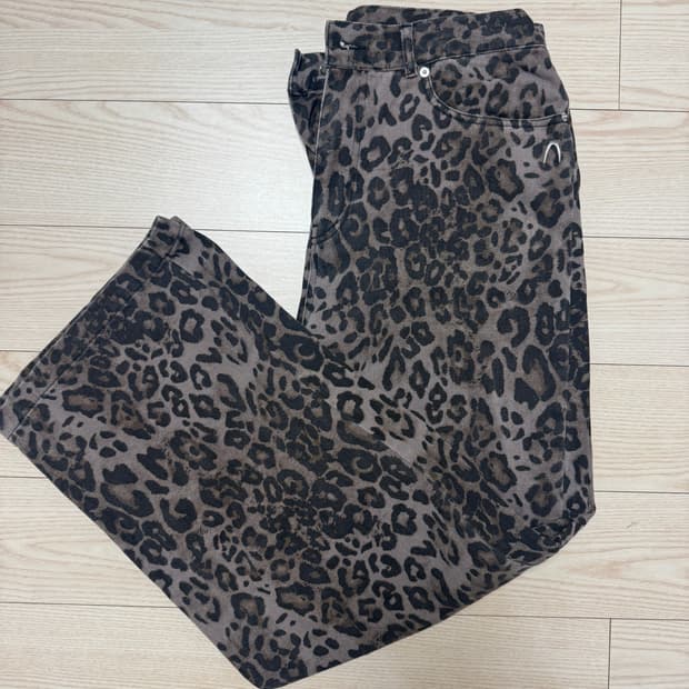 Aakam  레오파드 팬츠 