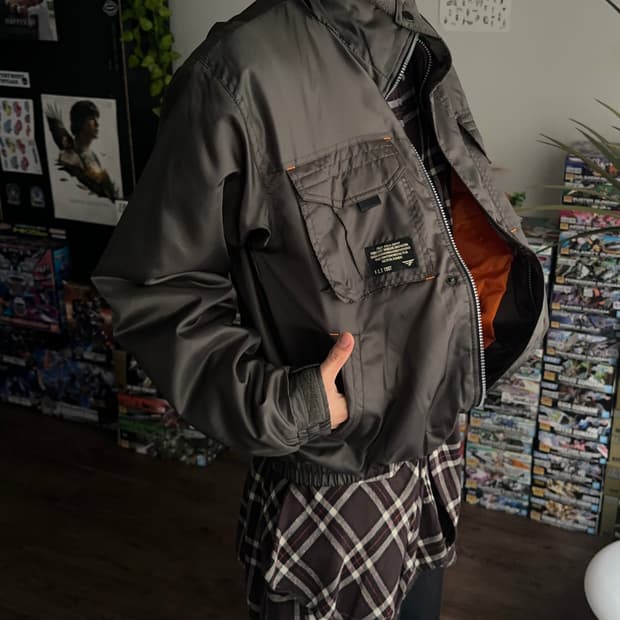 Forecast 워크 카고 봄버