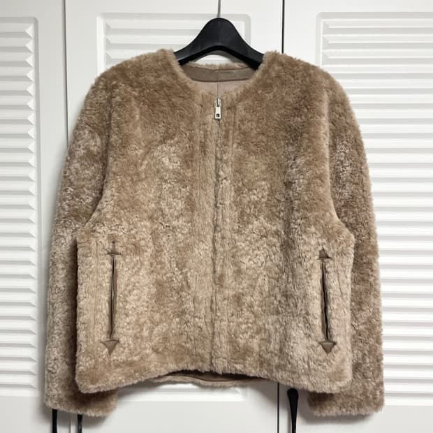 아떼바네사브루노 무스탕