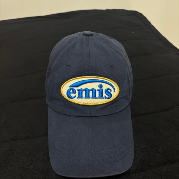 emis 볼캡
