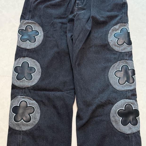 반디더핑크 플라워 패치 데님