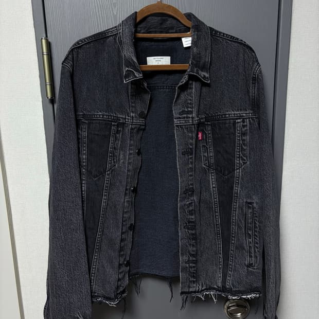 (M, 100) 리바이스 알터드 데님 트러커 자켓