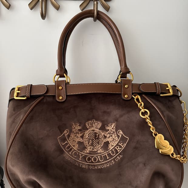 [수능기념할인] 대대장 신상 쥬시꾸뛰르 브라운 벨벳 숄더백