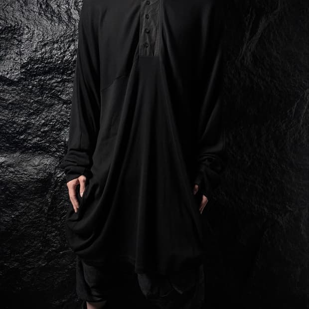 Julius 18PS Henley Long Sleeve