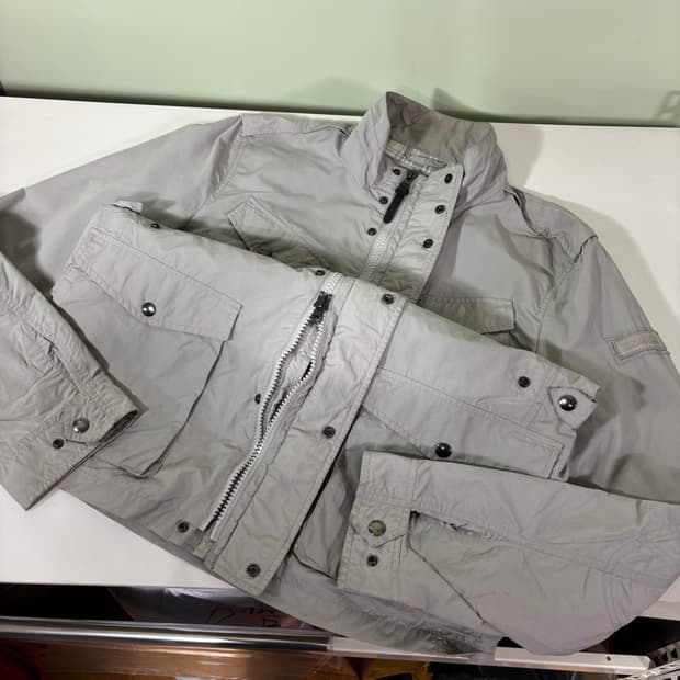 L 울리치 라이트그레이 바람막이 야상자켓